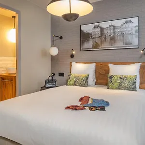  Apartahotel East